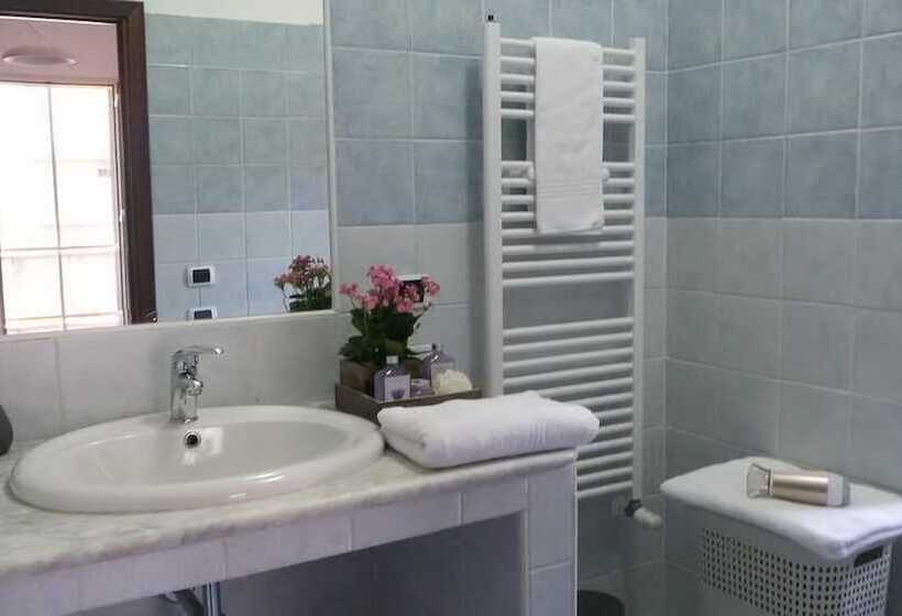 Bed and Breakfast Def House