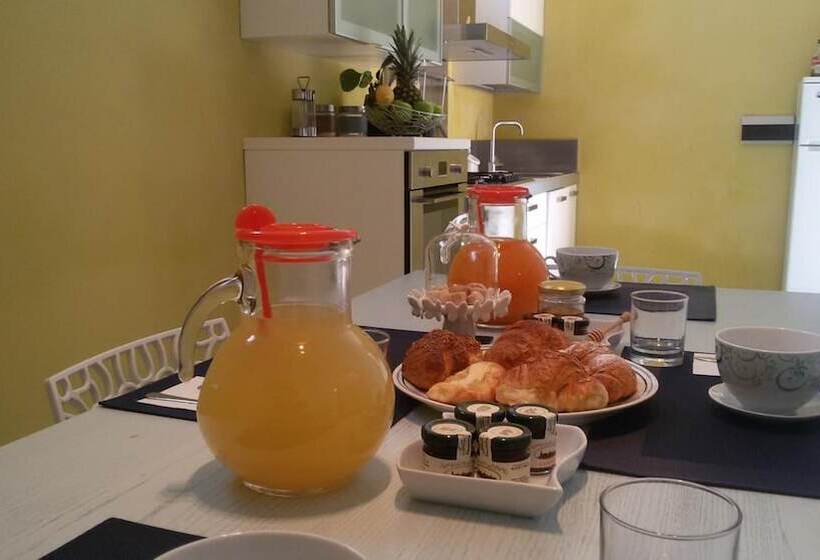 Bed and Breakfast Def House