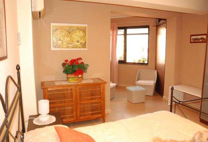 تختخواب و صبحانه Garden On The Sea