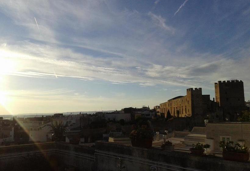 تختخواب و صبحانه Magnolia