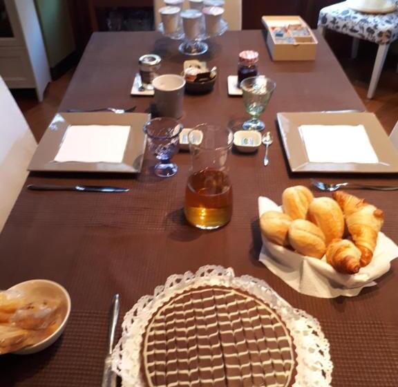 مبيت وإفطار La Taverna Dei Gufi