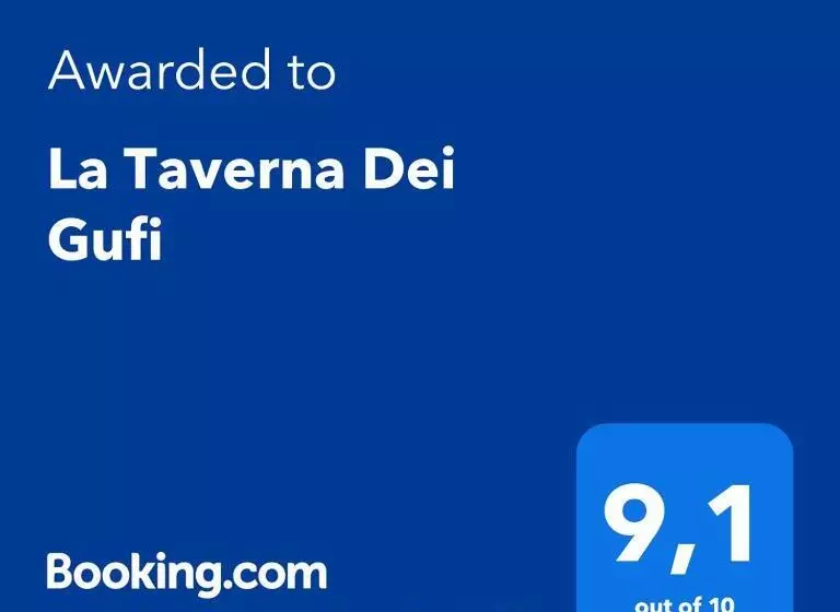 تختخواب و صبحانه La Taverna Dei Gufi