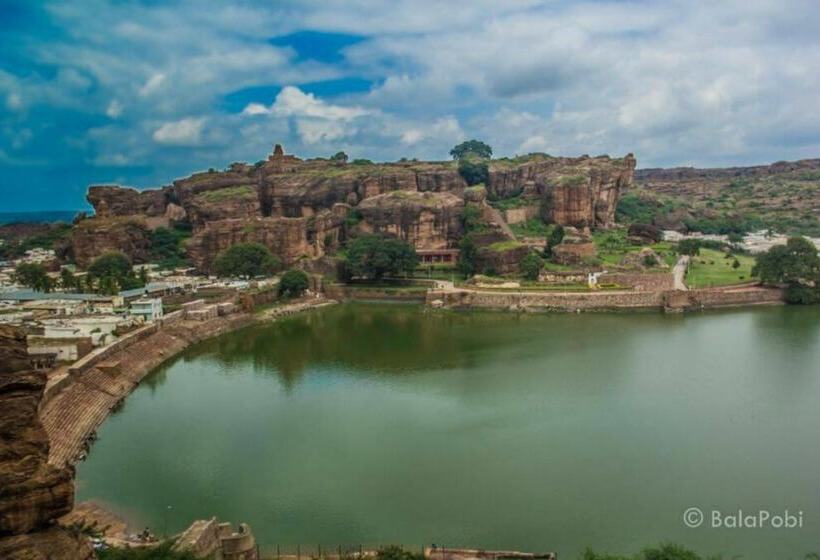 ベッドアンドブレックファースト Rajsangam International