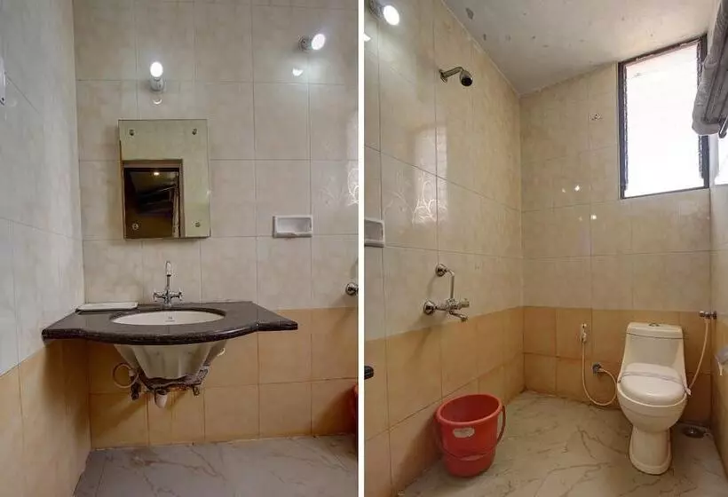 Aamiaismajoitus (B&B) Rajsangam International