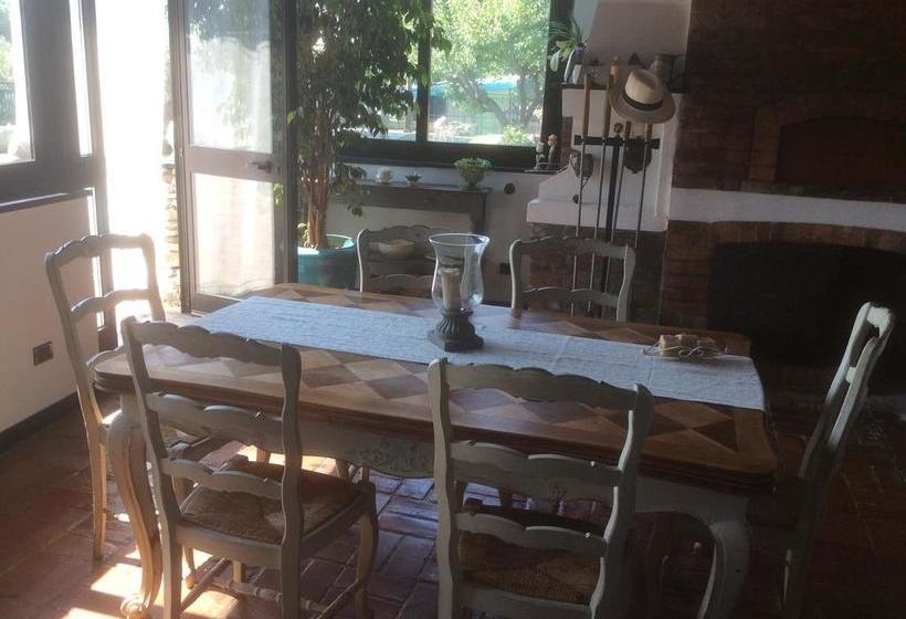 تختخواب و صبحانه Villetta Bisio