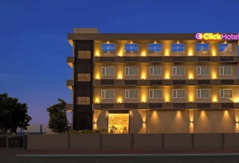 Click Hotel Bhuj