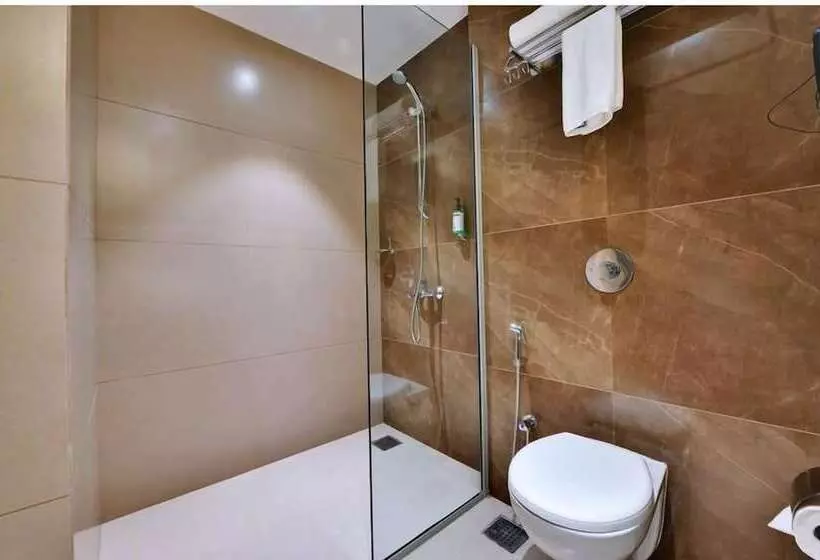 Click Hotel Bhuj