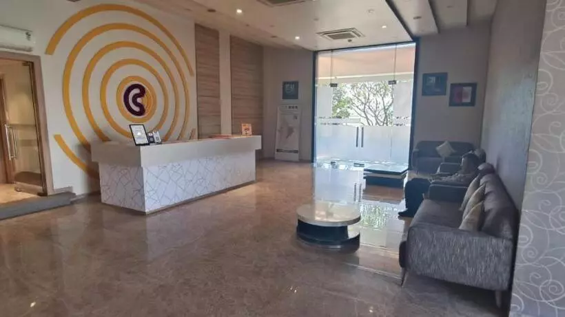 Click Hotel Bhuj