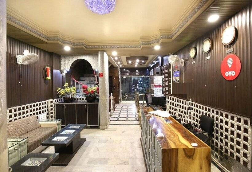 Hotel Sallow International