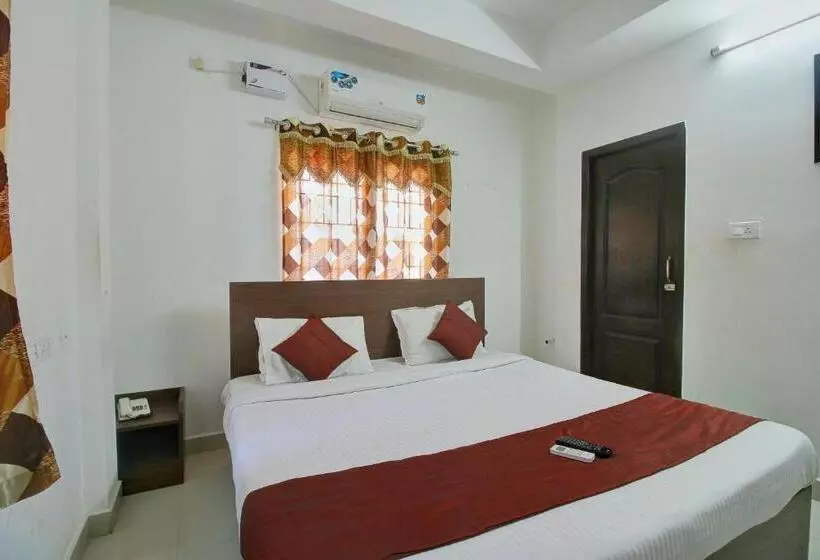 Hotelli O The Mangrove Wood Residency