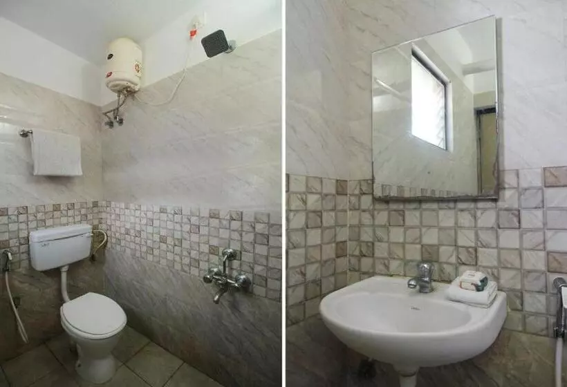 Hotelli O The Mangrove Wood Residency