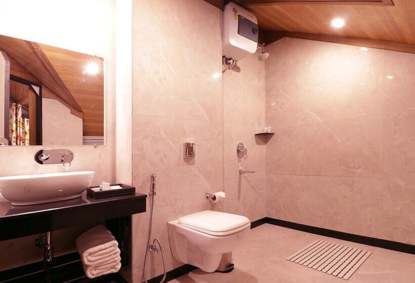 Pine Tree Spa And Resorts