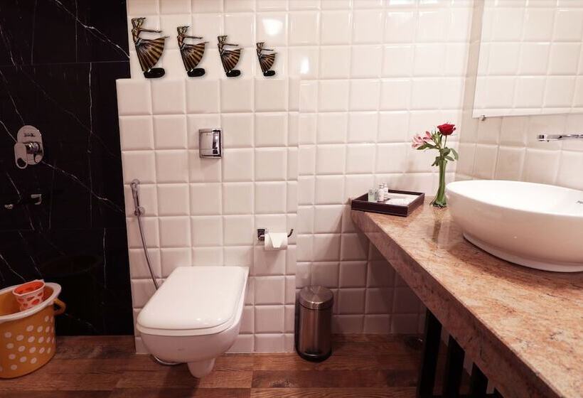 Pine Tree Spa And Resorts