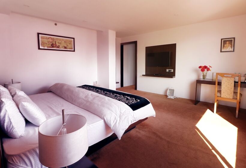 Pine Tree Spa And Resorts