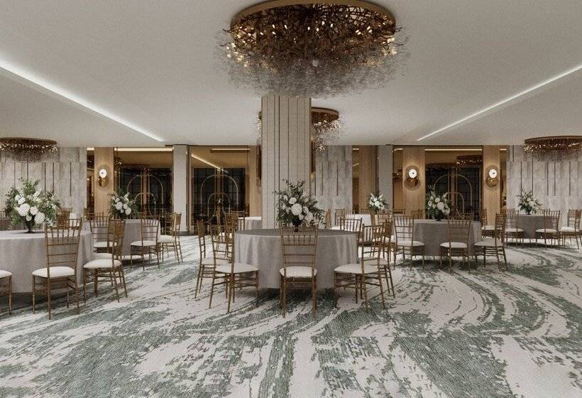 בית מלון כפרי Royal Atlantis Icon