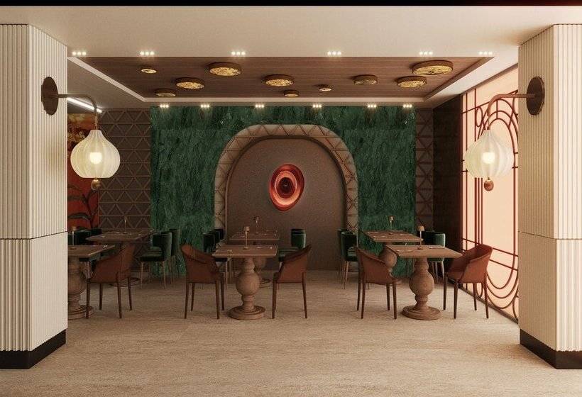 בית מלון כפרי Royal Atlantis Icon