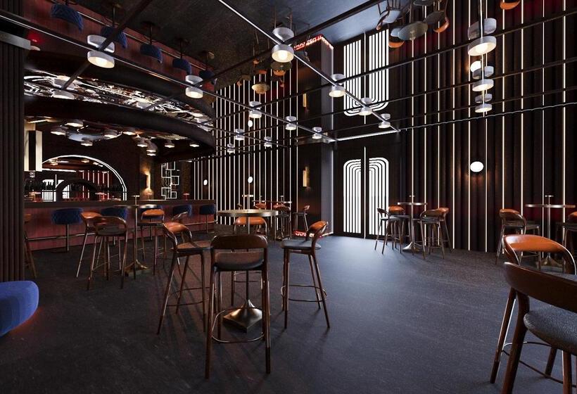 בית מלון כפרי Royal Atlantis Icon