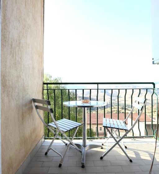 مبيت وإفطار Casa Albergo La Terza Stella