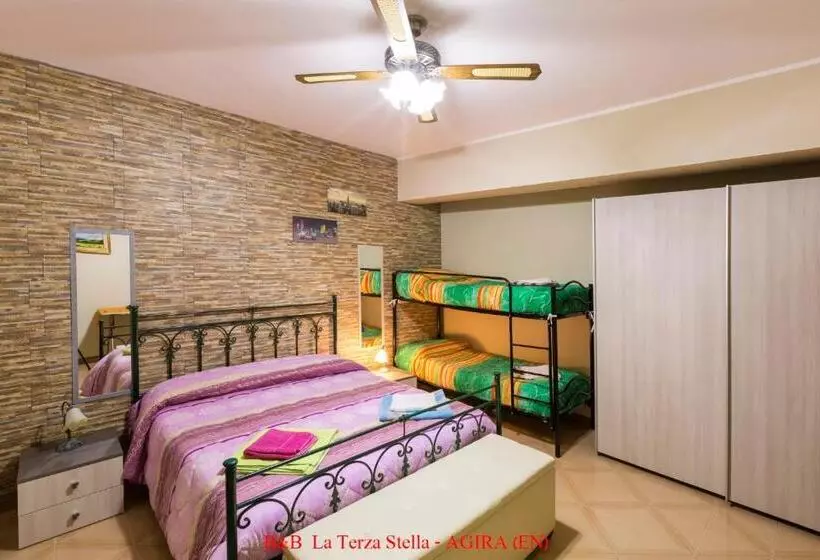 ベッドアンドブレックファースト Casa Albergo La Terza Stella