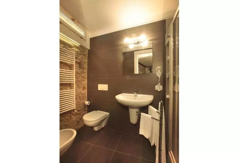 تختخواب و صبحانه Residenze Portacastello