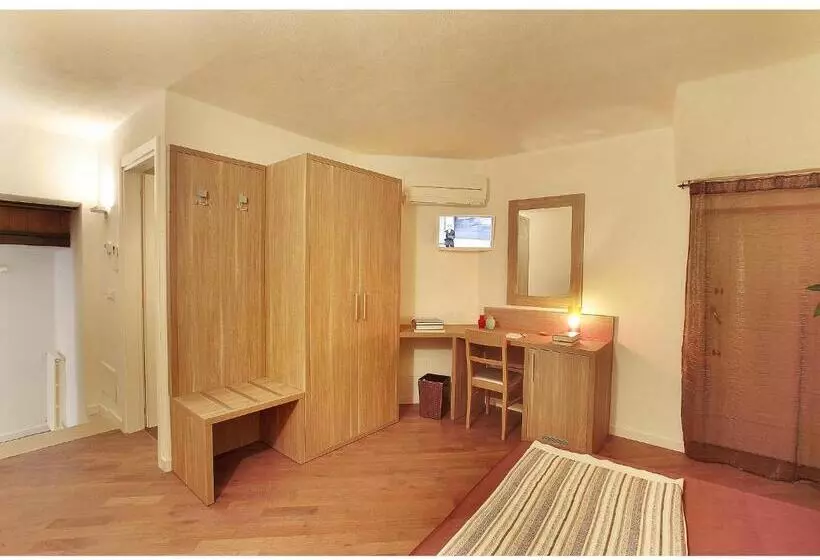 تختخواب و صبحانه Residenze Portacastello