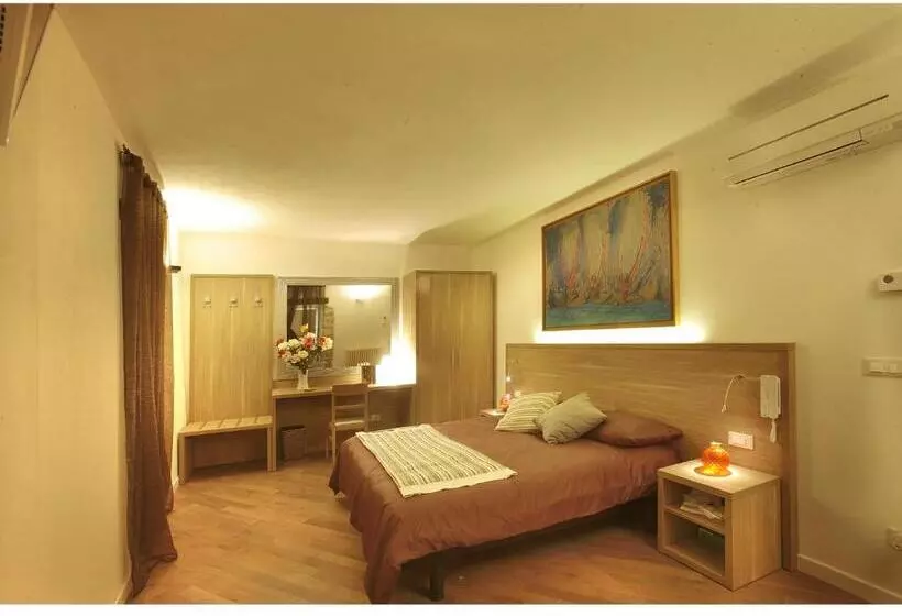 تختخواب و صبحانه Residenze Portacastello