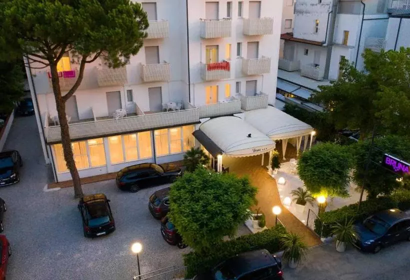 هتل Bruna B&b