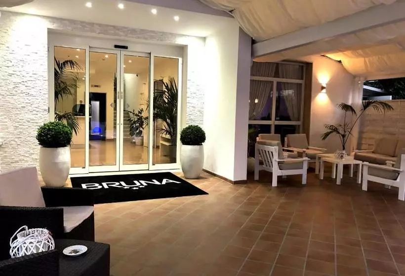 هتل Bruna B&b