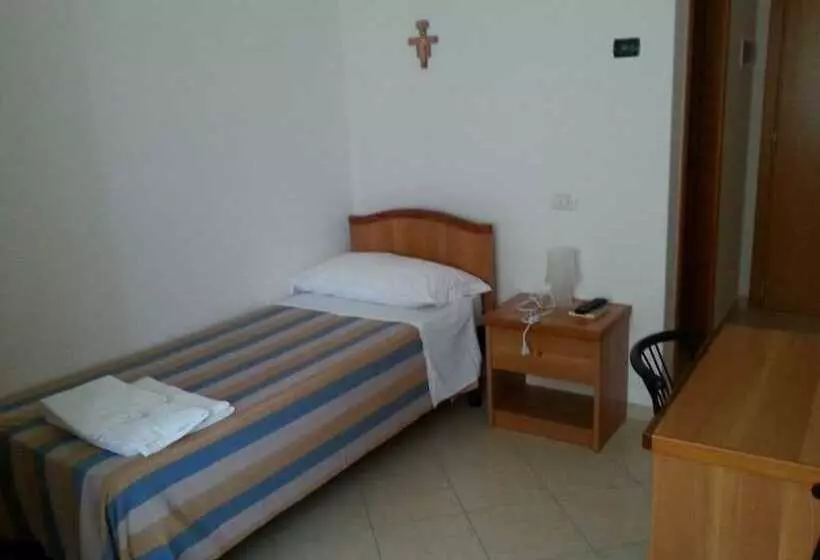 ホテル Casa Per Ferie Sacro Cuore