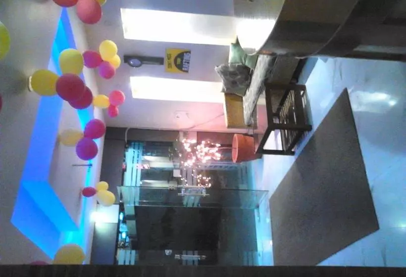 Hotel Devoy Inn