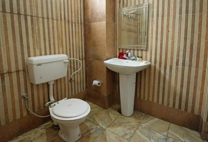 Hotel Devoy Inn