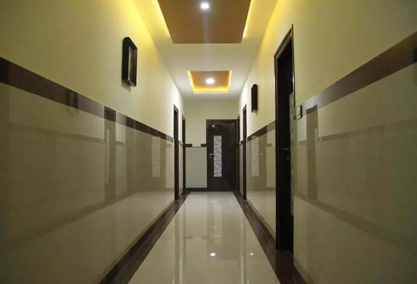 Hotelli M.p. Temples Inn