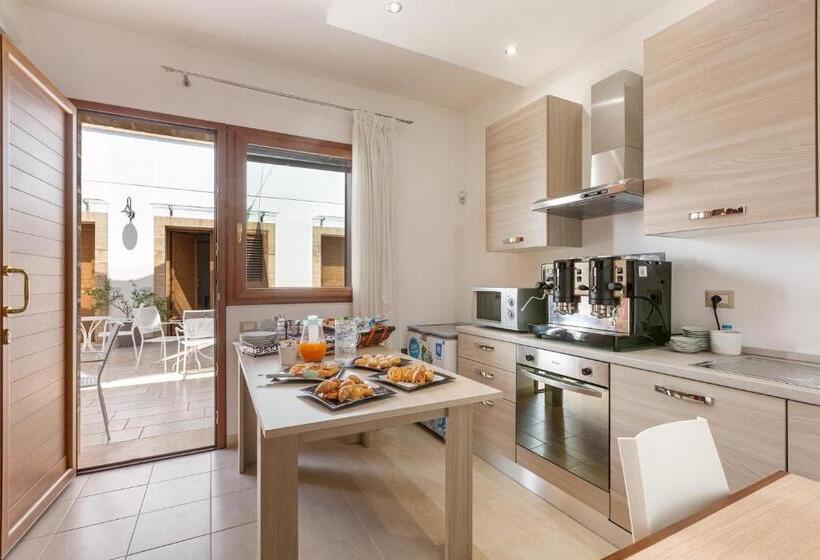 Отель Lido Marini Rooms