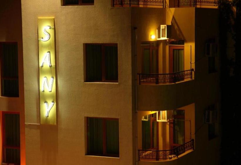 ホテル Sany
