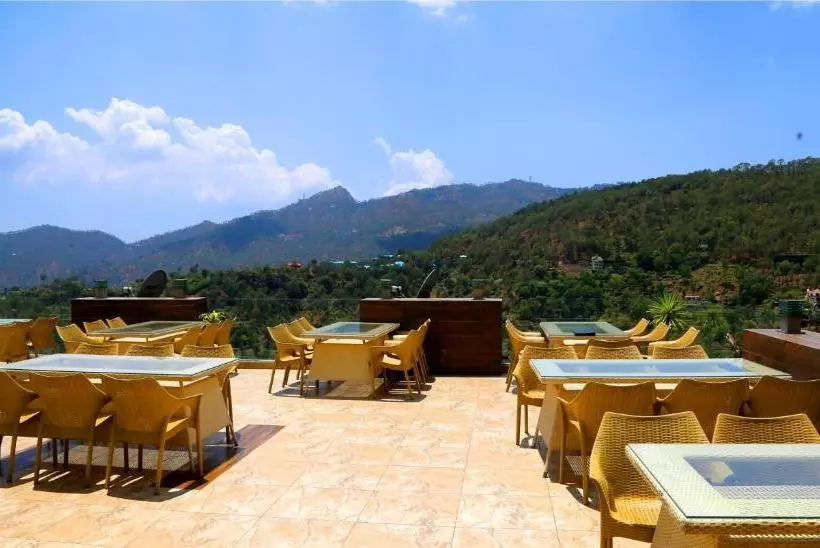 Whispering Wind By Dls Hotels