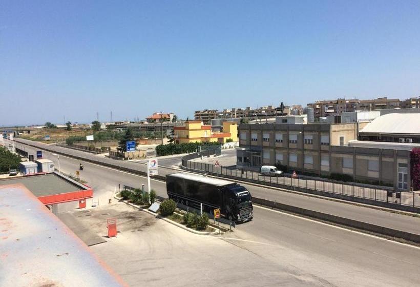 汽车旅馆 Zio Cataldo