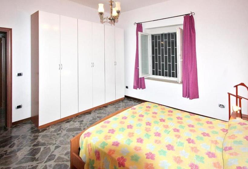 Charming House Near The Sea In Torre Pali