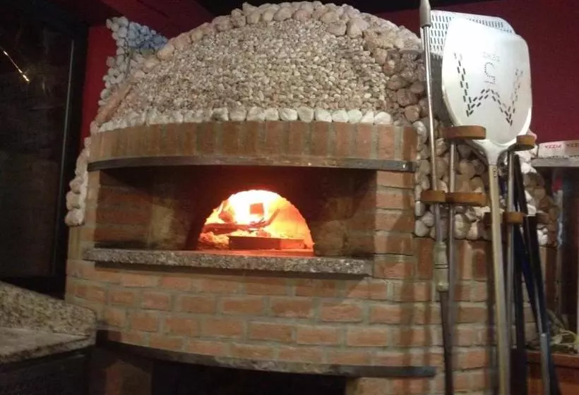 B&b Bed& Fly   Mamma Mia