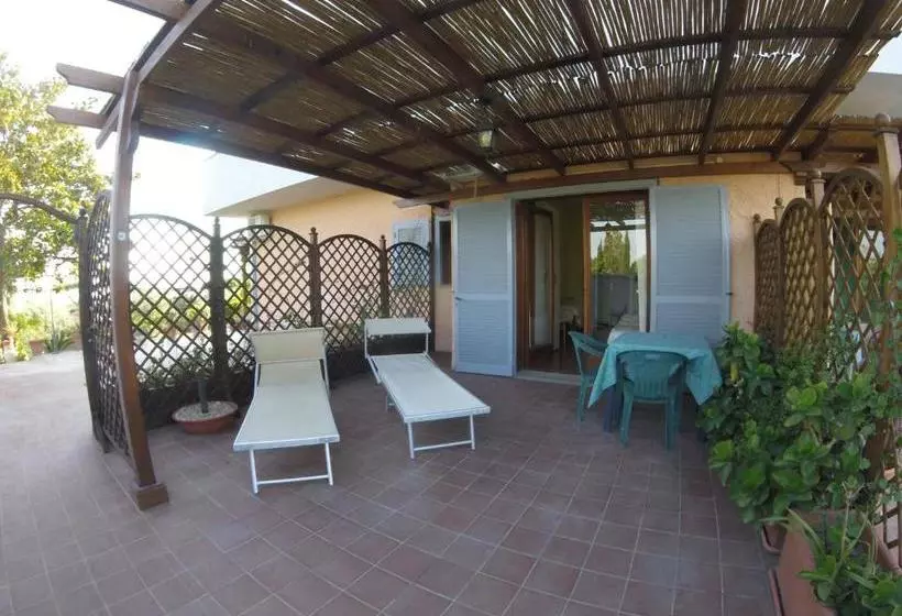 تختخواب و صبحانه Guest House Villa Di Judighes