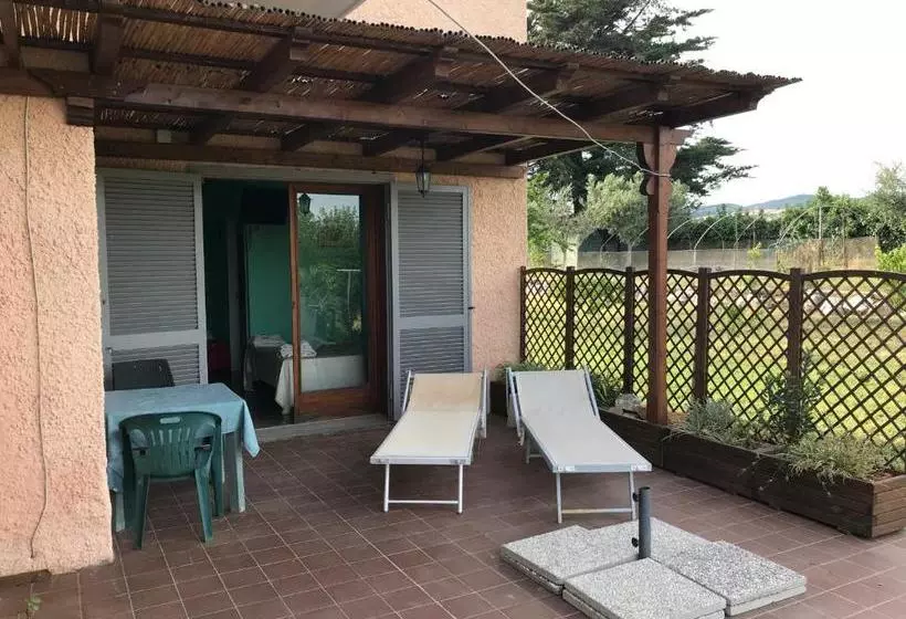 تختخواب و صبحانه Guest House Villa Di Judighes