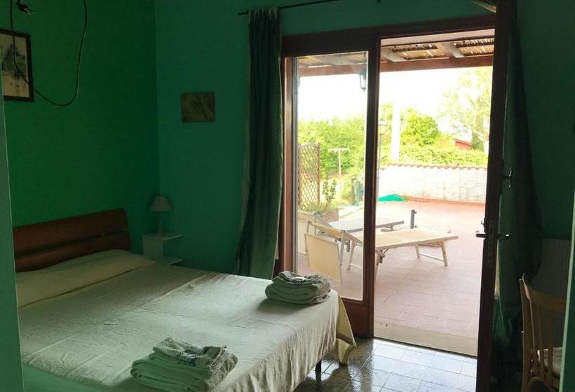 Bed and Breakfast Guest House Villa Di Judighes