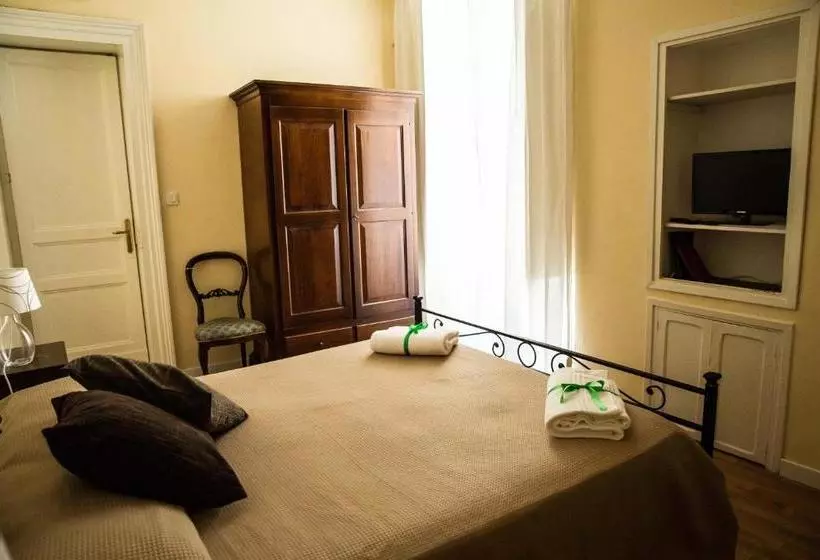تختخواب و صبحانه Casa Elide