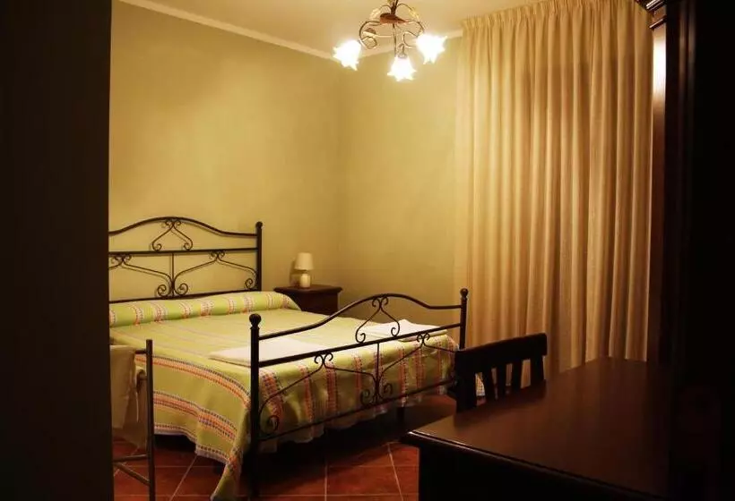 Aamiaismajoitus (B&B) Country House Il Melograno