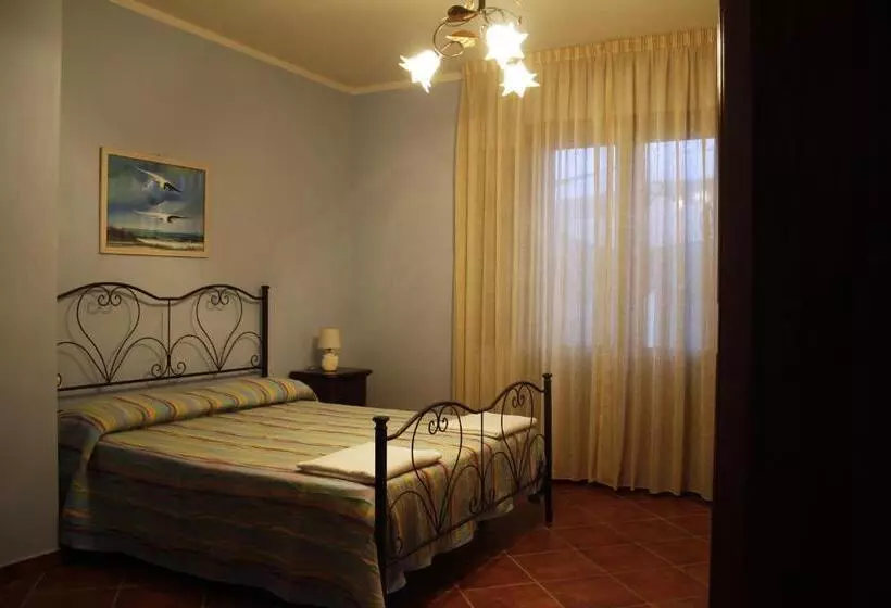 Aamiaismajoitus (B&B) Country House Il Melograno