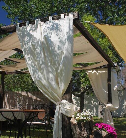 Bed and Breakfast La Petrusa