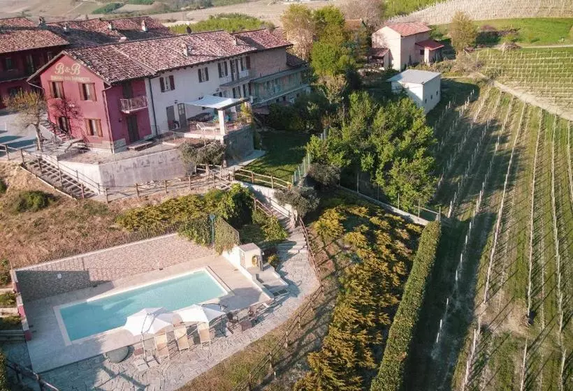 Aamiaismajoitus (B&B) Poggio Dei Farinetti