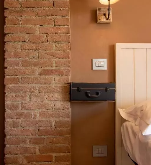 Aamiaismajoitus (B&B) Poggio Dei Farinetti