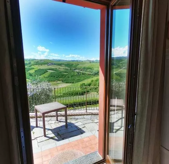 Aamiaismajoitus (B&B) Poggio Dei Farinetti