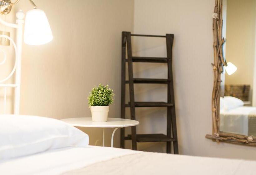 בית מלון כפרי 1920 Maison Et Musique