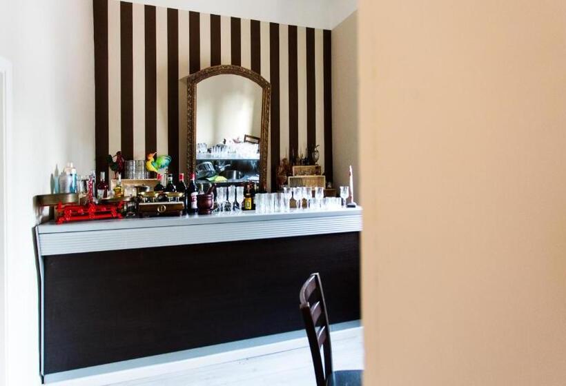 בית מלון כפרי 1920 Maison Et Musique